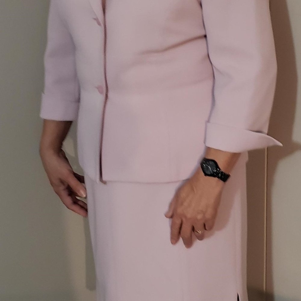 Women's business suit